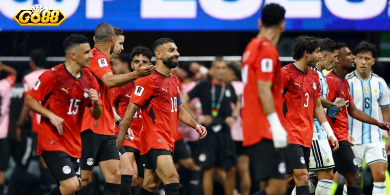 Argentina vs Ai Cập: Màn Ngược Dòng Điên Rồ Và Nước Mắt Của M10 Yasser Ibrahim đánh đầu cận thành mở tỷ số