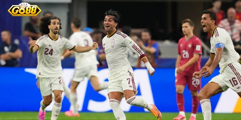 Merino ghi bàn phút giờ, tiến Cristiano Ronaldo về nước
